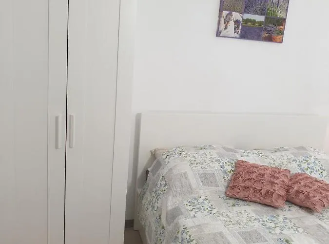 アパート Seaside クルク